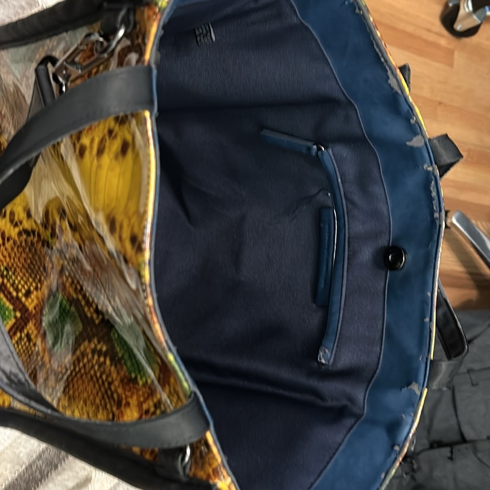 French Connection Tote - Picture 9 of 10